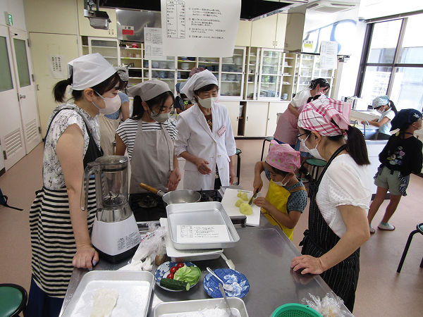 親子でパティシエ体験（鴨池公民館）