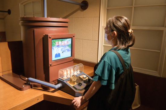 クイズ形式で歴史を学ぶ展示