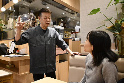 センテラス天文館２階の飲食店「おじゃったもん屋」さん