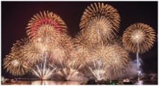 西郷隆盛生誕200年・没後150年カウントダウン記念かごしま錦江湾サマーナイト大花火大会