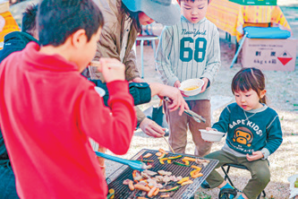 家族でワイワイBBQ!!